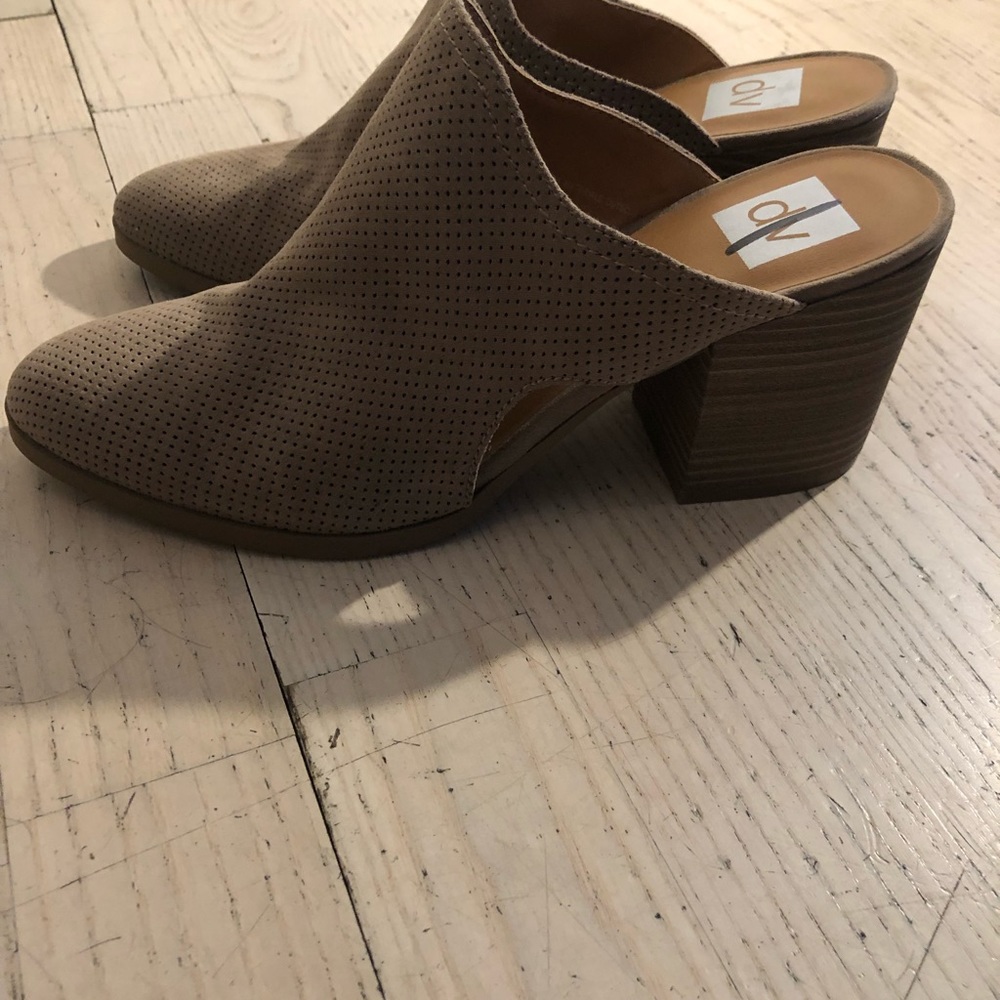 Tan mules - Picture 2 of 5